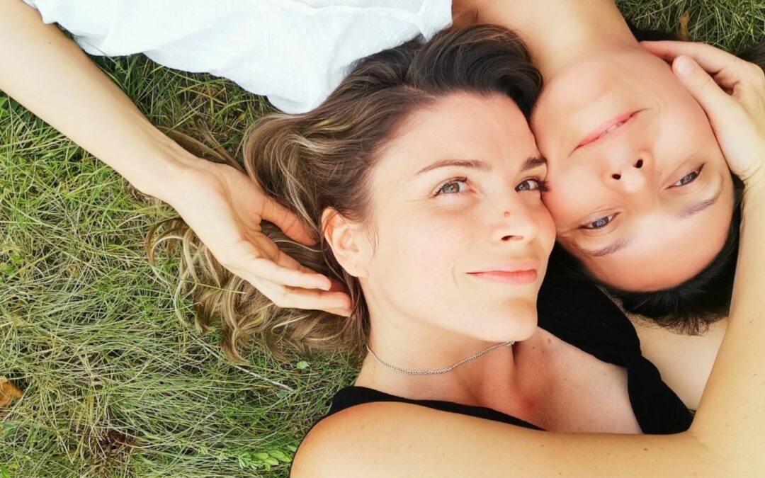 Sophie et Anne-Sophie : Un Duo Alchimique au Service de Votre Épanouissement